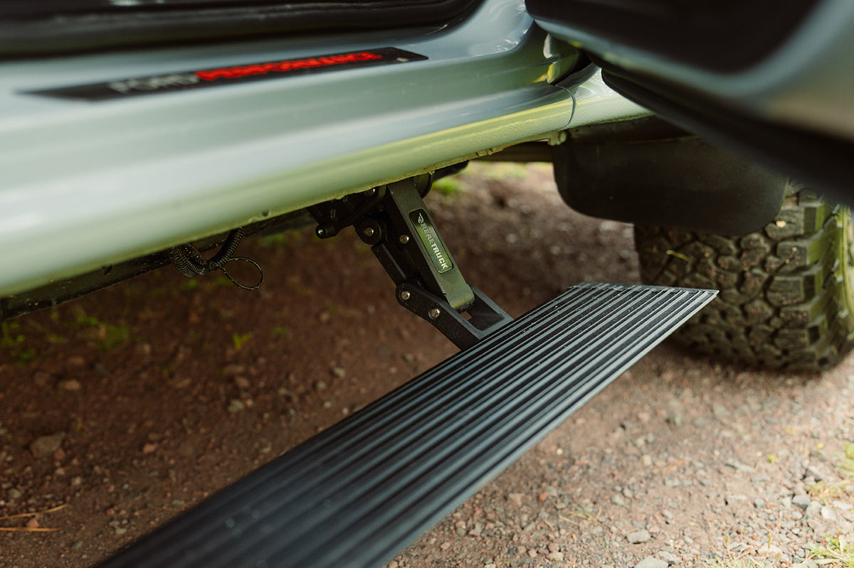 RealTruck Voltstep Electric Running Boards - Toyota Hilux 2026+